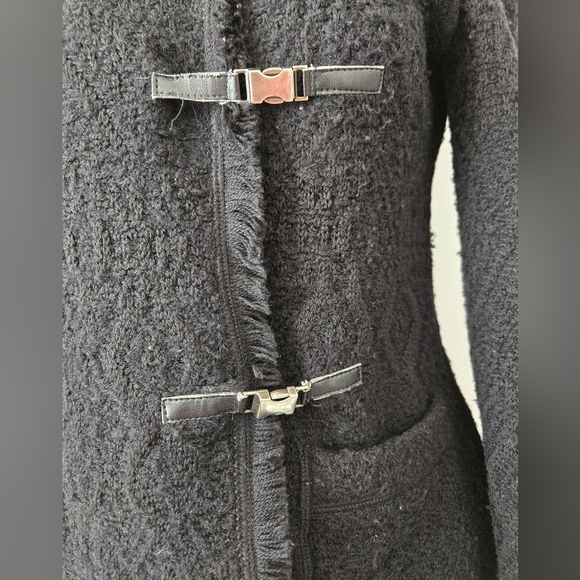 LUISA SPAGNOLI ITALY Virgin Wool Boucle Black Sweater with Fringed Hem. Size S - Picture 3 of 16